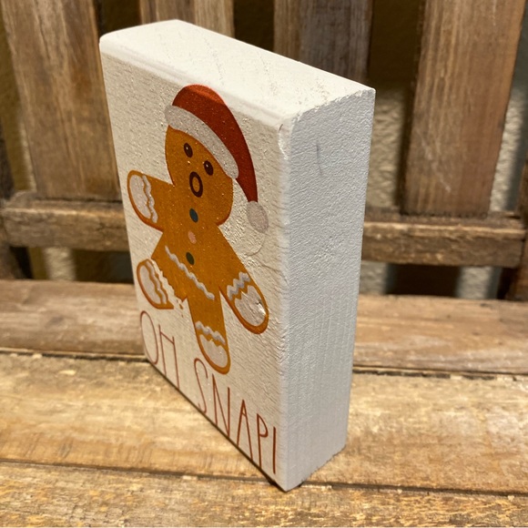 Oh Snap Gingerbread Man Wood Sign, Small Christmas Decor For Tier Trays - Picture 8 of 9